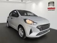 Neu Hyundai i10 67 PS (49 kW) 2025 Grau Kleinwagen
