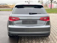 Gebraucht Audi A3 S-Line 179 PS (131 kW) 2014 Grau Limousine