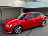 Gebraucht Audi A3 Sport 125 PS (91 kW) 2014 Rot Limousine