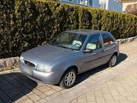 Gebraucht Ford Fiesta 60 PS (44 kW) 1997 Silber Kleinwagen