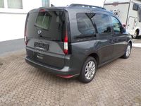 Gebraucht VW Caddy Life 102 PS (75 kW) 2023 Grau Van / Kleinbus