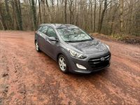 Gebraucht Hyundai i30 110 PS (80 kW) 2016 Grau Kombi