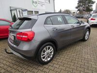Gebraucht Mercedes GLA200 156 PS (114 kW) 2014 Grau SUV