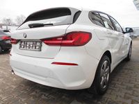 Gebraucht BMW 118 136 PS (100 kW) 2022 Weiß Kleinwagen