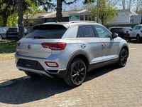 Gebraucht VW T-Roc Style 150 PS (110 kW) 2023 Silber SUV