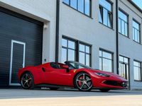 Gebraucht Ferrari 296 829 PS (609 kW) 2024 Rot Cabrio