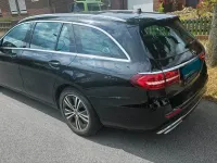 Gebraucht Mercedes E220 200 PS (147 kW) 2023 Schwarz Kombi