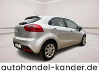 Gebraucht Kia Rio Edition 7 86 PS (63 kW) 2015 Silber Kleinwagen