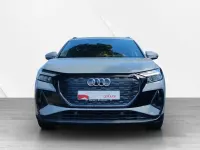 Gebraucht Audi Q4 e-tron Comfort 125 kW (170 PS) 2023 Kieselgrau SUV