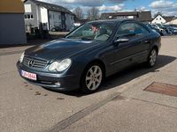 Gebraucht Mercedes CLK240 Elegance 170 PS (125 kW) 2002 Blau Coupé