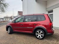 Gebraucht VW Touran Cross 177 PS (130 kW) 2013 Rot Van / Kleinbus