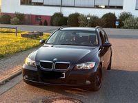 Gebraucht BMW 320 163 PS (119 kW) 2006 Blau Kombi