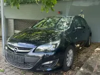 Gebraucht Opel Astra Style 120 PS (88 kW) 2015 Schwarz Limousine