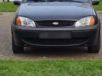Gebraucht Ford Fiesta 75 PS (55 kW) 2001 Schwarz Kleinwagen