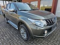 Gebraucht Mitsubishi L200 Plus 181 PS (133 kW) 2018 Grün Pickup