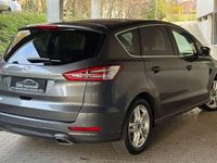 Gebraucht Ford S-MAX Titanium 209 PS (153 kW) 2015 Grau Van / Kleinbus