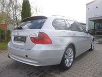 Second-hand BMW 330 231 CP (169 kW) 2006 Argintiu Break