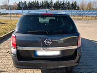 Gebraucht Opel Astra 140 PS (102 kW) 2010 Silber Kombi