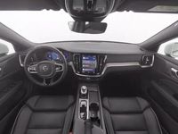 Gebraucht Volvo V60 CC Plus 197 PS (144 kW) 2023 Weiß Kombi