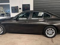 Gebraucht BMW 318 Advantage 150 PS (110 kW) 2015 Braun Limousine