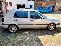 Gebraucht VW Golf III 90 PS (66 kW) 1995 Silber Kleinwagen