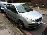 Gebraucht VW Polo 69 PS (50 kW) 2006 Silber Kleinwagen