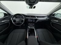 Second-hand Audi e-tron 300 kW (408 CP) 2022 Negru SUV