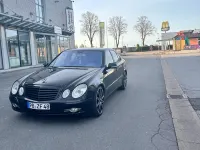 Gebraucht Mercedes E350 Avantgarde 272 PS (200 kW) 2006 Schwarz Limousine