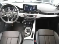 Gebraucht Audi A4 Advanced 163 PS (119 kW) 2022 Blau Kombi