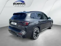 Gebraucht BMW iX3 Sport Line 210 kW (286 PS) 2023 Grau SUV