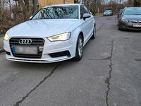 Gebraucht Audi A3 105 PS (77 kW) 2015 Weiß Limousine