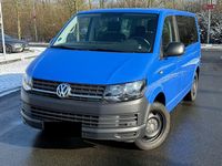 Gebraucht VW Multivan Freestyle 102 PS (75 kW) 2017 Blau Van / Kleinbus