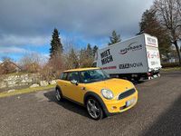 Usata Mini Cooper 75 CV (55 kW) 2009 Giallo Utilitaria