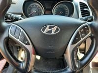 Gebraucht Hyundai i30 YES! 101 PS (74 kW) 2015 Schwarz Kombi