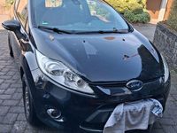 Gebraucht Ford Fiesta Trend 82 PS (60 kW) 2011 Schwarz Kleinwagen