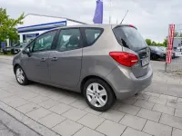Gebraucht Opel Meriva Edition 131 PS (96 kW) 2010 Grau Van / Kleinbus