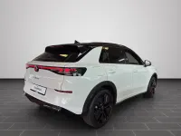 Neu VW T-Roc R-line 150 PS (110 kW) 2026 Pure white uni / schwarz uni SUV