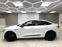 Gebraucht Audi e-tron Sportback Black Edition 300 kW (408 PS) 2023 Weiß SUV