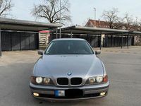 Gebraucht BMW 523 170 PS (125 kW) 1997 Grau Limousine
