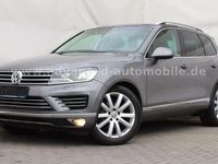 Gebraucht VW Touareg Terrain Tech 262 PS (192 kW) 2017 Grau SUV
