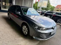 Gebraucht VW Passat 150 PS (110 kW) 2024 Grau Kombi