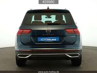 Gebraucht VW Tiguan Elegance 245 PS (180 kW) 2022 Nightshade blue metallic SUV