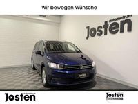 Gebraucht VW Touran Highline 150 PS (110 kW) 2023 Atlantik blue metallic Van / Kleinbus