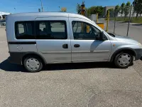 Gebraucht Opel Combo 87 PS (63 kW) 2003 Silber Van / Kleinbus