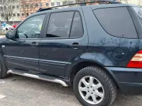 Gebraucht Mercedes ML430 272 PS (200 kW) 2000 Schwarz SUV