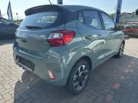 Neu Hyundai i10 Comfort 63 PS (46 kW) 2025 Grün Kleinwagen