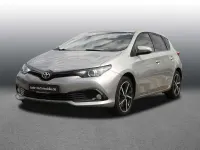 Gebraucht Toyota Auris Team 116 PS (85 kW) 2019 New medium silver Kleinwagen