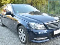 Gebraucht Mercedes C180 156 PS (114 kW) 2011 Blau Kombi