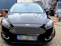 Gebraucht Ford Focus Titanium 120 PS (88 kW) 2018 Schwarz Kombi