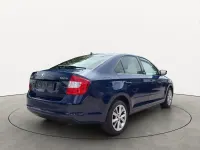 Gebraucht Skoda Rapid Joy 110 PS (80 kW) 2016 Blau Kleinwagen